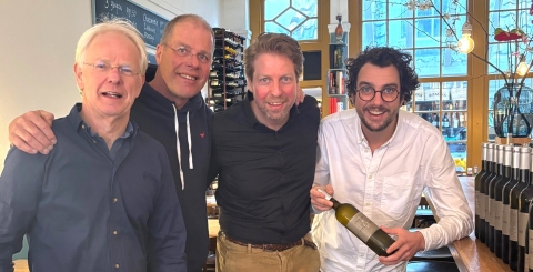 Met wijnmaker Albert en Niek en Badrt van Café de Klepel